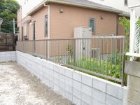 重量ブロック・フェンス